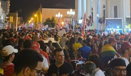 Apoiadores de Lula se mobilizam em festa no bairro histórico do Jaraguá