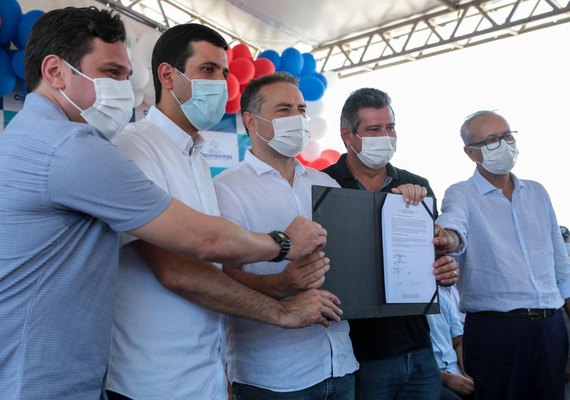 Governador autoriza construção de 50 casas no município de Cacimbinhas