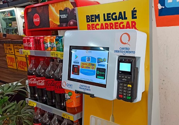 Novos pontos de recarga do Cartão Bem Legal são disponibilizados no Benedito Bentes e Jardim Petrópolis