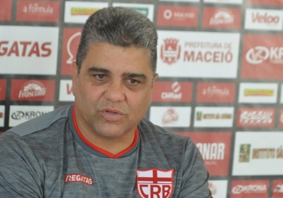 Marcelo Cabo é apresentado no CRB para a reta final do Brasileiro da Série B