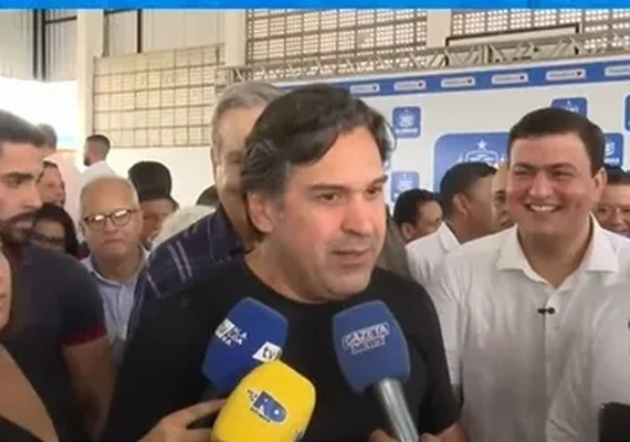 Isnaldo não descarta governo, mas avisa que está “feliz em Brasília”
