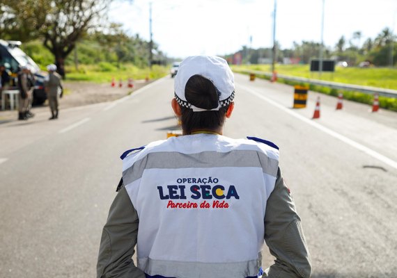 Detran reforça Operação Lei Seca para festas de fim de ano