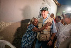 “Um exemplo a ser seguido por todo o Brasil”, diz Padre Júlio Lancellotti ao conhecer o programa Novo Lar Nova Vida