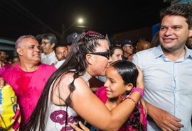 Vereador que preside investigação de Gilberto Gonçalves participa de caminhada da filha do prefeito, em Rio Largo