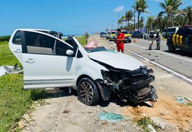 Vídeo: uma pessoa morre e duas ficam feridas em grave acidente em Maceió