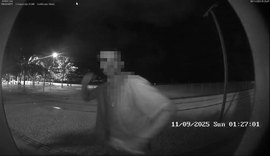 Homem é detido após causar dano a totem de videomonitoramento na orla de Maceió