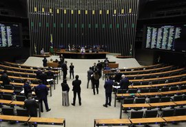 Minirreforma eleitoral limita e parcela multas a partidos políticos