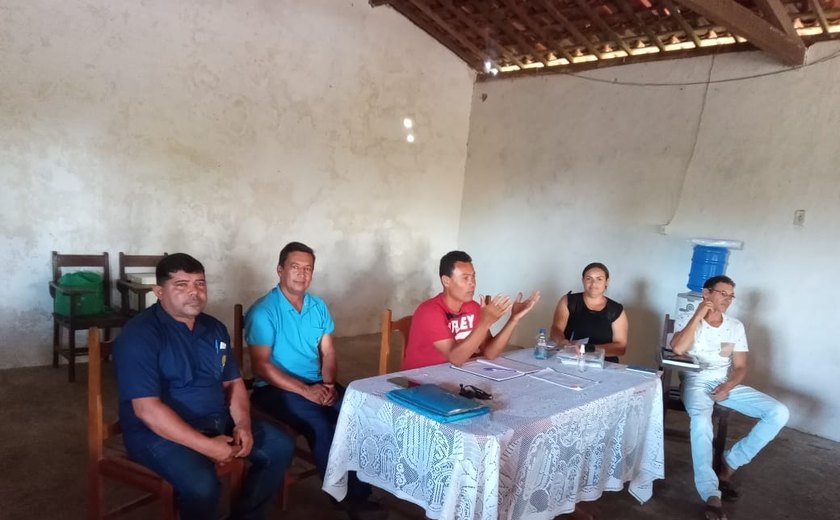 CPLA faz reunião com produtores da Associação Manivas Romualdo em Quebrangulo