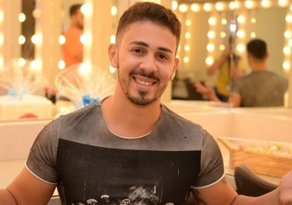 Penedense Carlinhos Maia tem o 2º storie mais visto do mundo