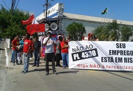 Sindicato protesta em Maceió contra terceirização do trabalho