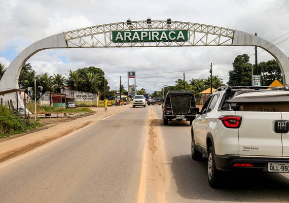 Prefeitura aguarda aprovação de suplemento para pagar os servidores