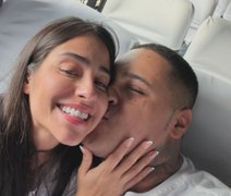 MC Ryan SP celebra liberdade provisória ao lado da esposa Giovanna Roque