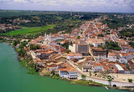 Competitividade no turismo alagoano em Penedo, Coruripe e Barra de São Miguel é discutida em palestra