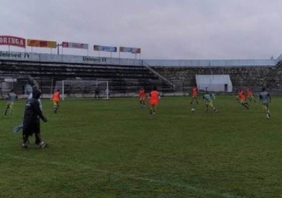 Jogadores que cumpriam isolamento voltam aos treinos e reforçam o ASA contra o Itabaiana