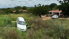 Ataque a tiros deixa homem morto em carro do Conselho Tutelar em AL