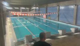 Vídeos revelam momento em que aluna passa mal antes de morrer em piscina