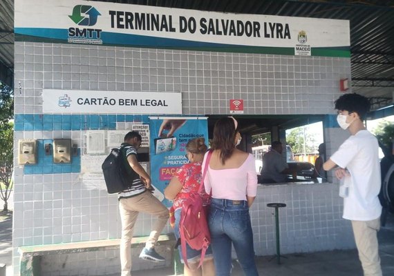 Vereador aciona MP contra empresas e sucateamento de terminais de ônibus de Maceió
