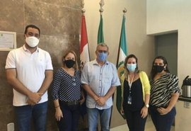 Governo alagoano promete recursos para incrementar turismo em Pão de Açúcar