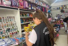 Material escolar tem aumento de quase 80% em relação a 2023