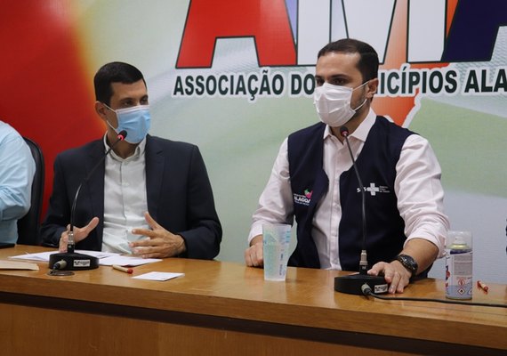 Secretário de Saúde convoca prefeitos para combater a pior fase da pandemia