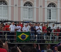 Veja fotos e vídeos da caminhada de Lula em Maceió