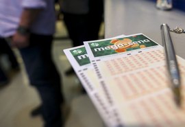Mega-Sena acumula e próximo sorteio pode pagar R$ 100 milhões