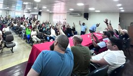 Servidores rejeitam proposta de 4,30% da Prefeitura de Maceió e exigem ganho real