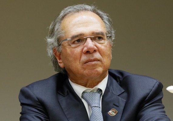 Ajuda a estados e municípios será de R$ 130 bilhões, diz Guedes