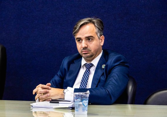 Boleto pago: vereador cobra investimentos após Prefeitura de Maceió receber R$ 77 milhões