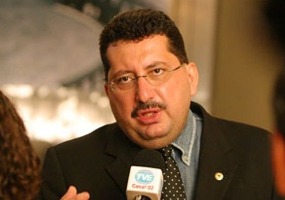 Prefeito pode ter candidatura impugnada