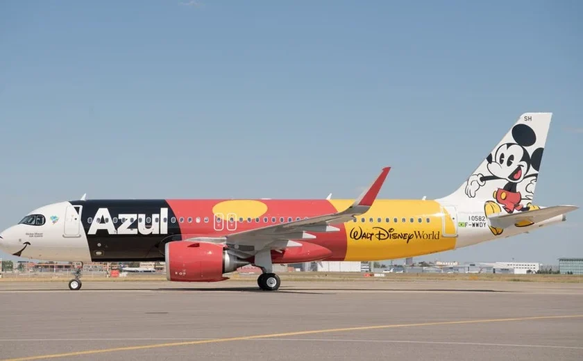 Azul linhas aéreas lança avião do Mikey que irá voar pelo Brasil
