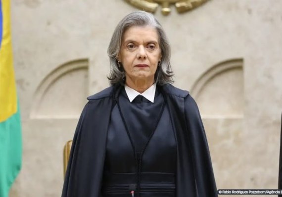 Cármen Lúcia antecipa saída da Presidência do TSE