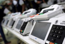 TSE manda retirar 55 links em que Bolsonaro fala de fraude em urnas
