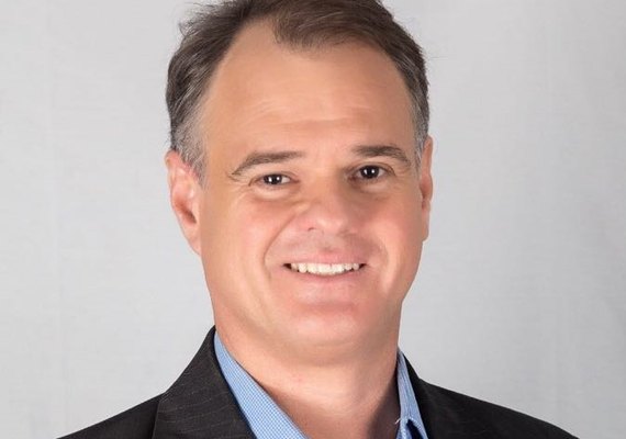 Surge na oposição de AL um candidato “linha dura”