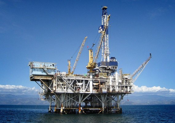 Por R$ 3,15 bi, governo vende três de quatro áreas em leilão de pré-sal