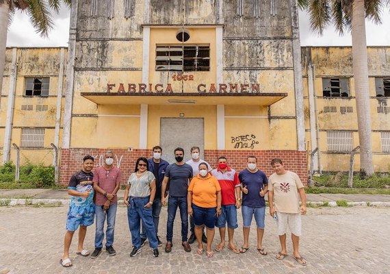 JHC visita ruínas da antiga Fábrica Carmen para tornar local em espaço turístico