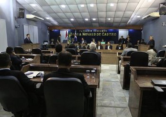 Quase 50% dos vereadores de Maceió devem sair como candidatos