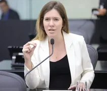 Cibele Moura garante recursos para academia da saúde em Poço das Trincheiras