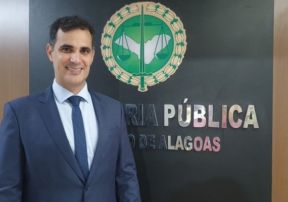 Carlos Eduardo Monteiro é reeleito defensor público-geral de Alagoas