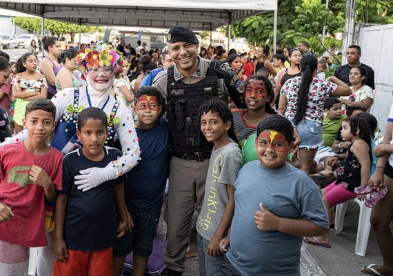 4° batalhão promove evento do dia das crianças no Clima Bom