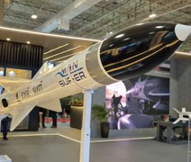 Marinha do Brasil apresenta míssil antinavio Mansup-ER durante a LAAD 2026