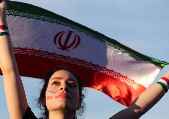 Fifa quer mulheres nos estádios