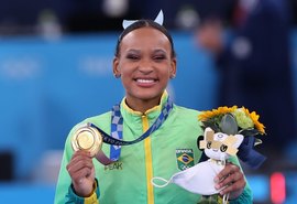 Rebeca Andrade conquista ouro para o Brasil na ginástica artística