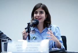 Tabata Amaral diz que pandemia não é o melhor momento para discutir educação domiciliar