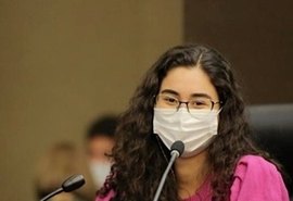 Em entrevista, Teca Nelma afirma que ser vereadora é sua prioridade