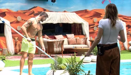 Ana Paula Renault brinca e pede para Jonas mostrar sunga branca