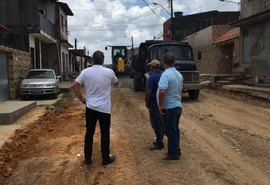 Bairros da parte alta de Maceió recebem obras de pavimentação
