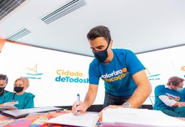 Prefeito de Maceió anuncia investimentos para servidores municipais