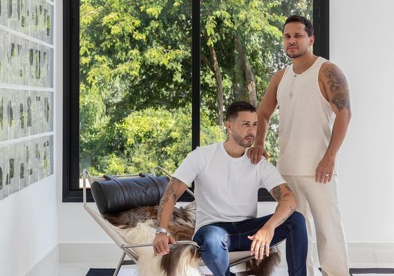 Carlinhos Maia mostra nova mansão de R$ 10 milhões pela primeira vez; veja fotos