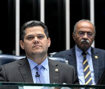 Alcolumbre rebate críticas e cita pedido milionário para filme
